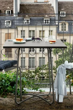 ANTIBES Bord 74x74 Cm