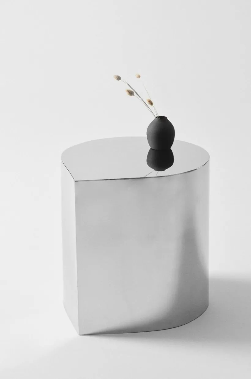 CLUB Sidobord 58x50 Cm - Höjd 53 Cm