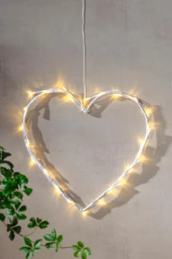 CRISPY HEART LED Krans 27 Cm