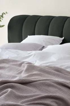 DERMY Sänggavel 180 Cm