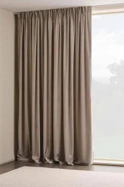 ELSIE Mörkläggningsgardin - 1 Längd - Extrabred