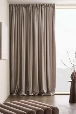 ELSIE Mörkläggningsgardin - 1 Längd - Extrabred