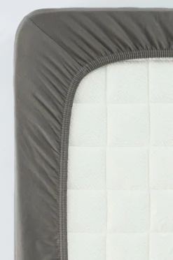 GILLA MINI Dra-på-lakan I Trikå