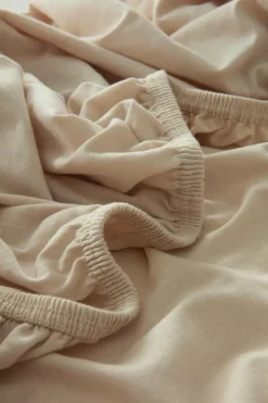 GILLA MINI Dra-på-lakan I Trikå