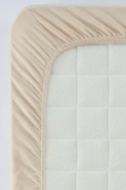 GILLA MINI Dra-på-lakan I Trikå