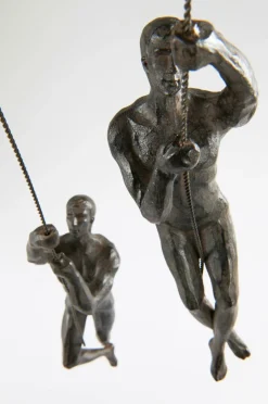 HUMAN CLIFFHANGERS Väggdekoration