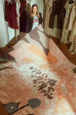 IDA SJÖSTEDT ABSTRACT ROSE Matta 250x350 Cm