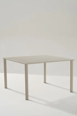 MENTON Matbord 120x120 Cm