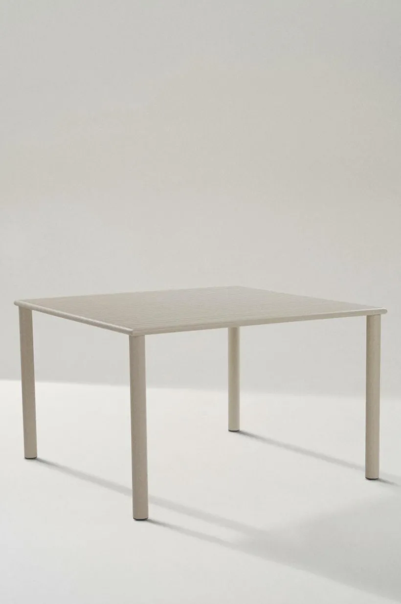 MENTON Matbord 120x120 Cm