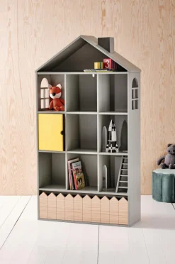 MI CASA SU CASA Hylla