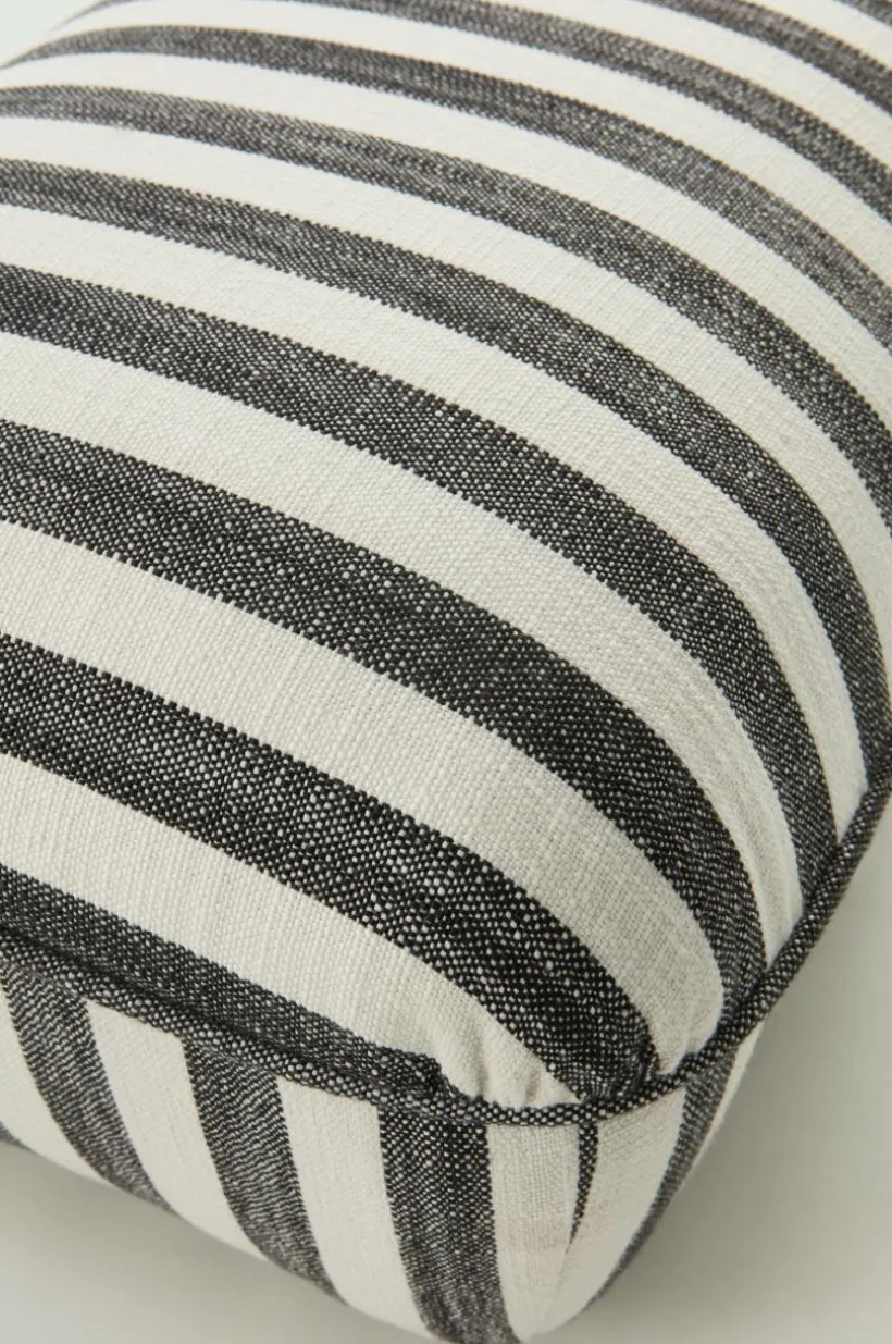 MOLTON MINI Puff Barn