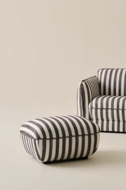 MOLTON MINI Puff Barn