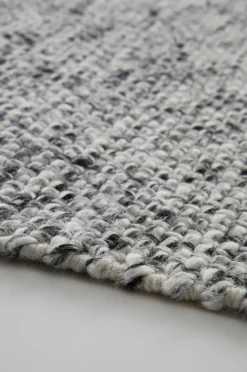MONTUNA Slätvävd Matta