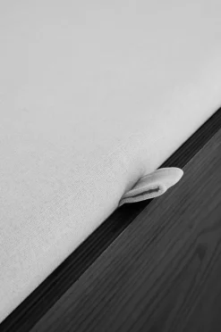 MOUJI Bänk Med Förvaring 140 Cm