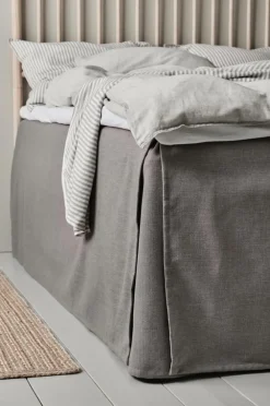 ROSARIO Sänggavel 180 Cm