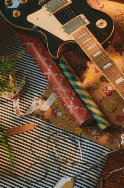 SCOTTY Presentpapper - Längd 10 Meter