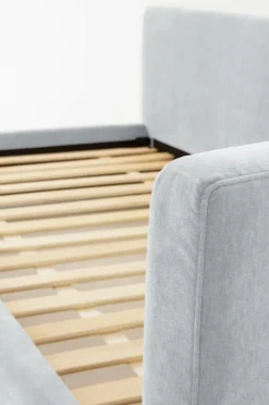 SUZUKI Barnsäng 90x200 Cm