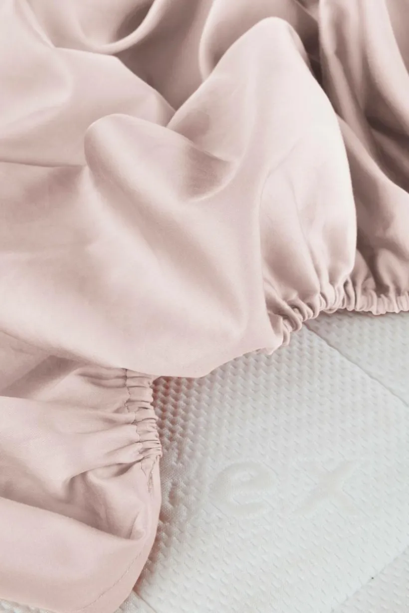 ZACK SATIN Dra-på-lakan - Ekologisk